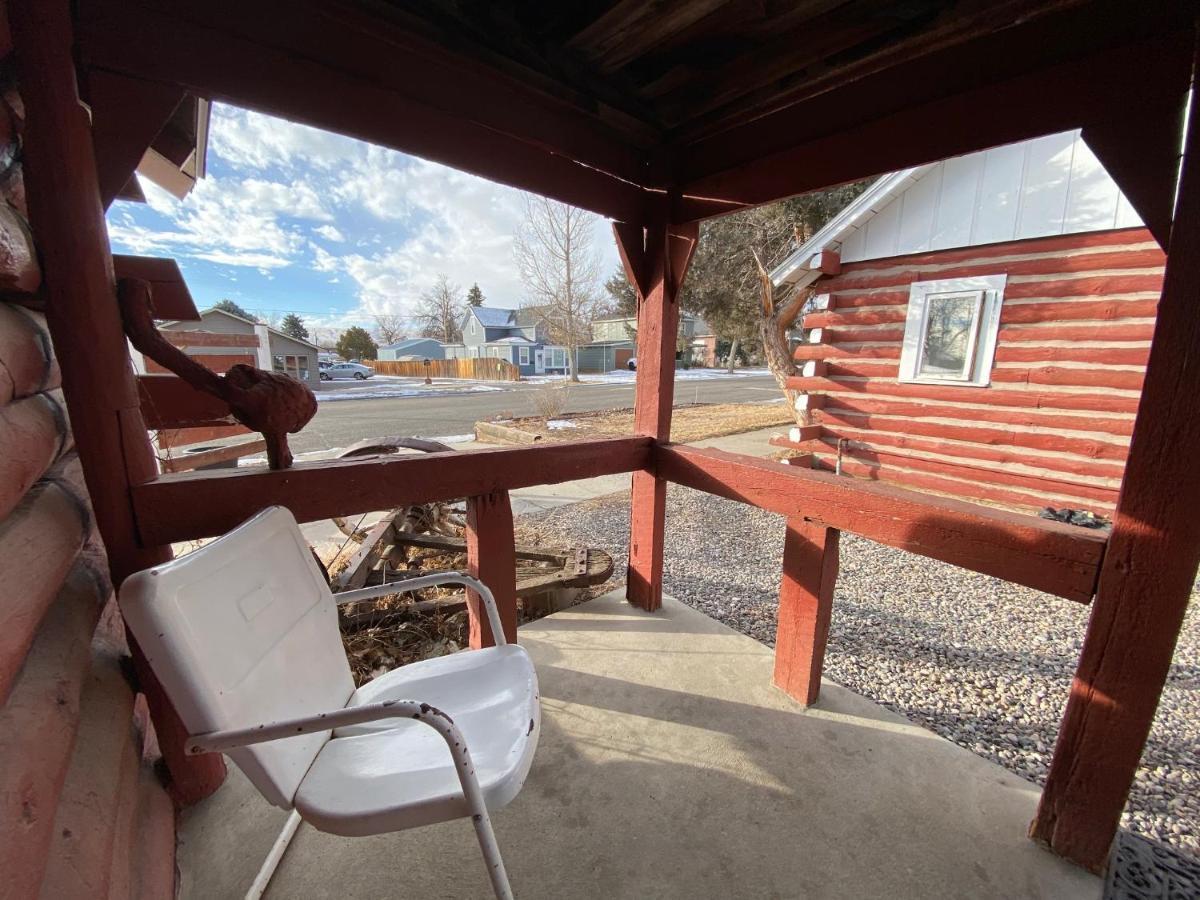 Roundtop Mountain Vista - Cabins And Motel เธอร์โมโปลิส ภายนอก รูปภาพ