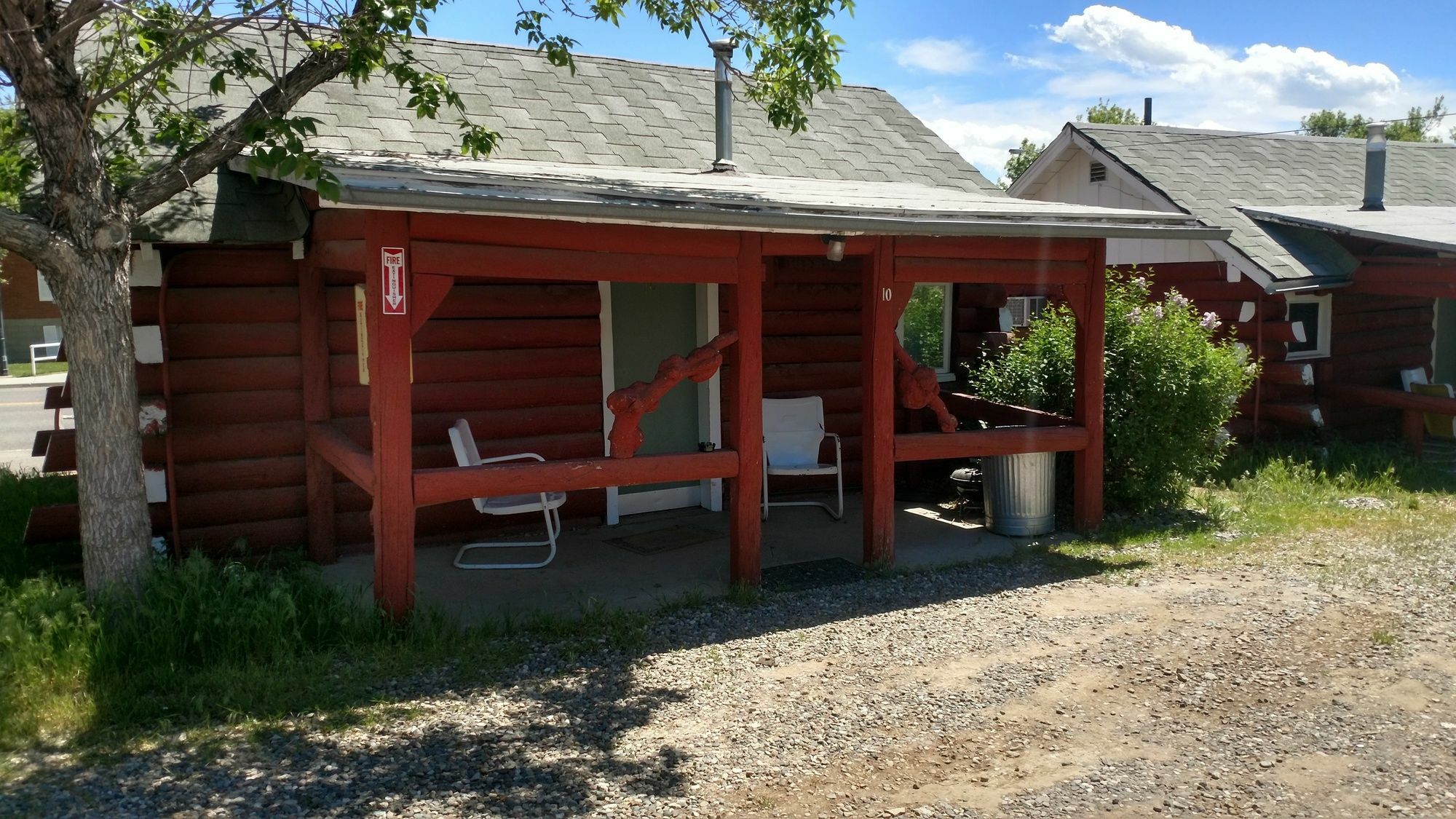Roundtop Mountain Vista - Cabins And Motel เธอร์โมโปลิส ภายนอก รูปภาพ